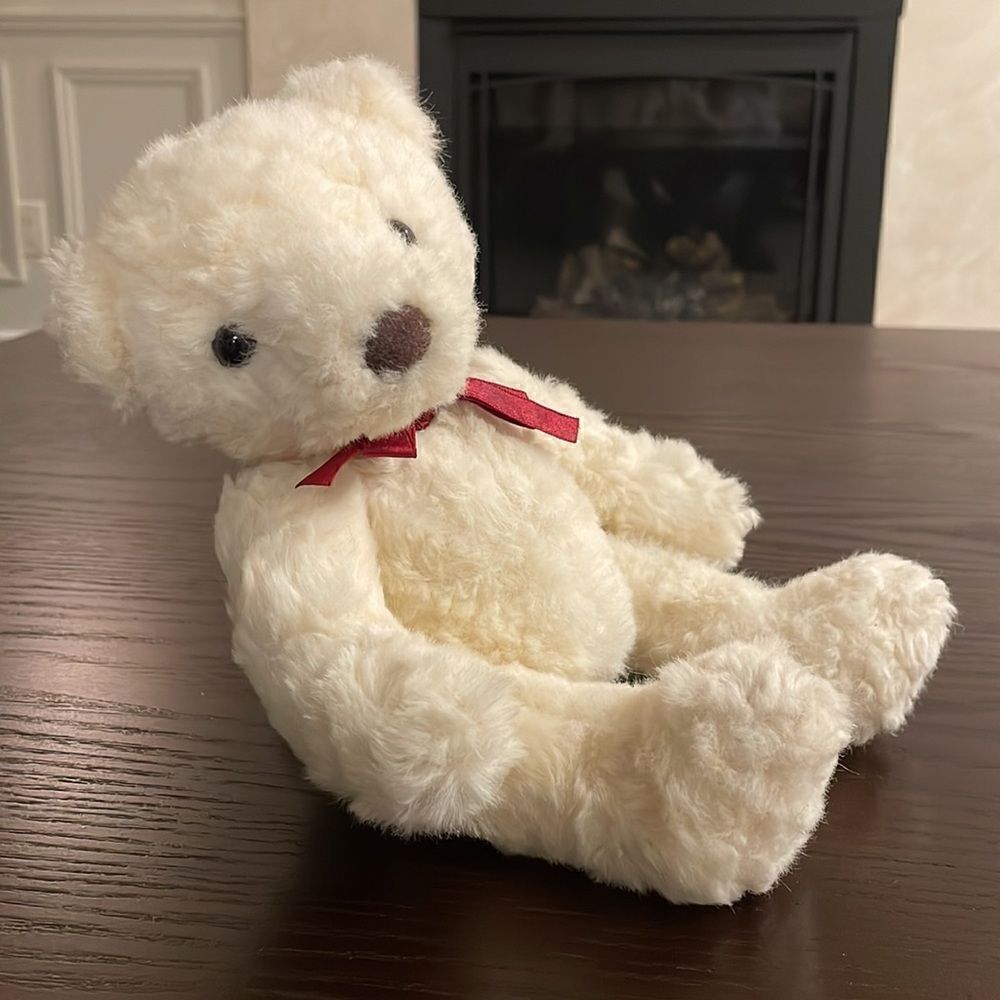 Russ Berrie Vintage White Plush Teddy Bear Schubert Red Bow Excellent Condition - Picture 6 of 8